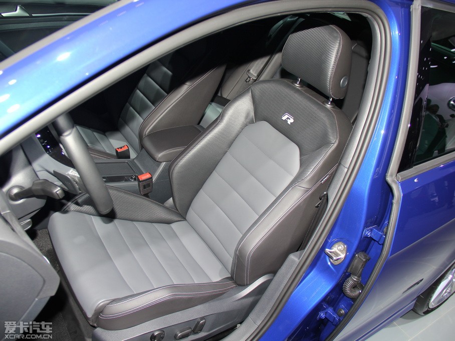 2016Golf R нγ 