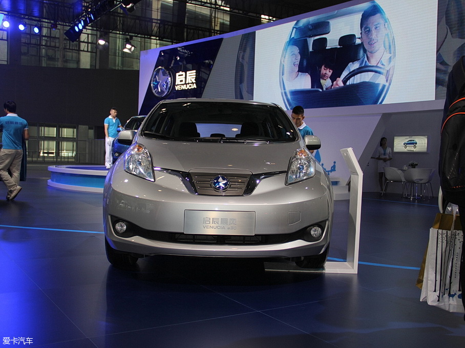 2014款晨风-2015广州车展