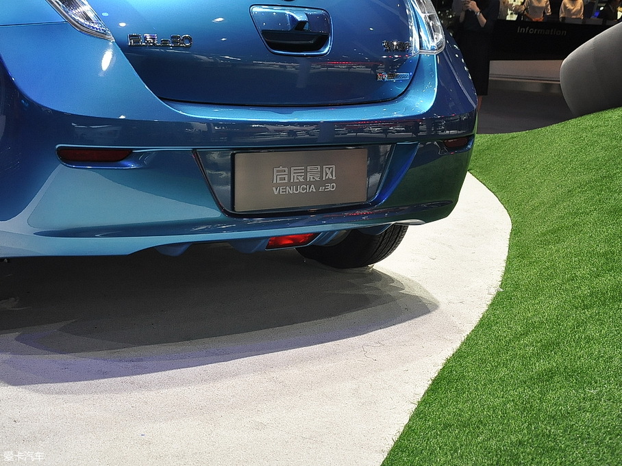 2014款晨风-2015广州车展