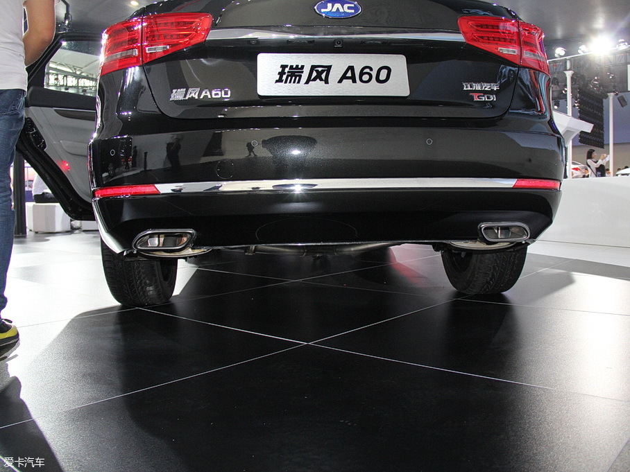 2016款瑞风a60-2015广州车展(32/33)