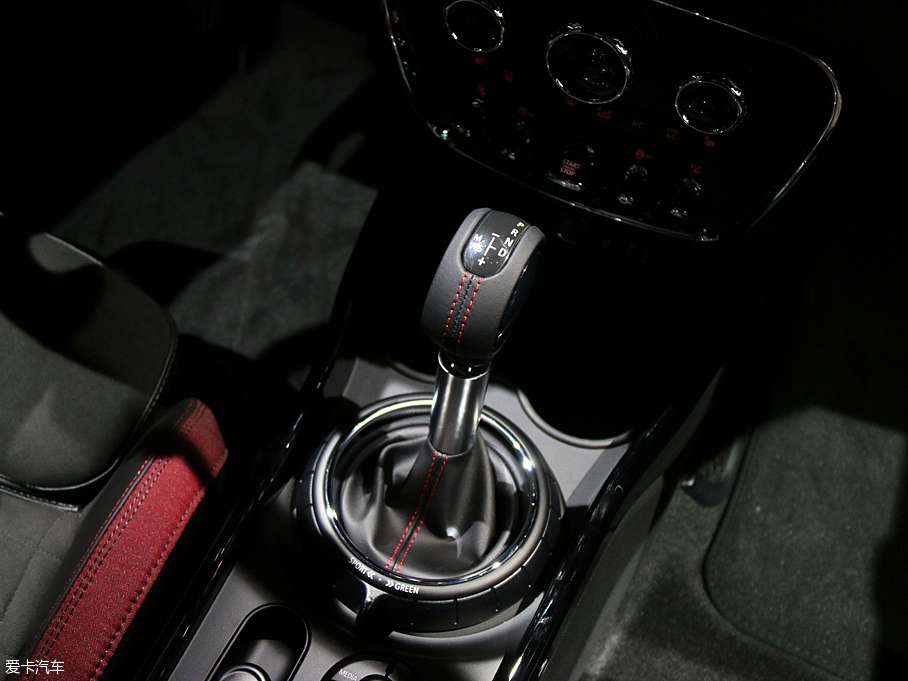 MINI全新CLUBMAN JCW巴黎车展静评