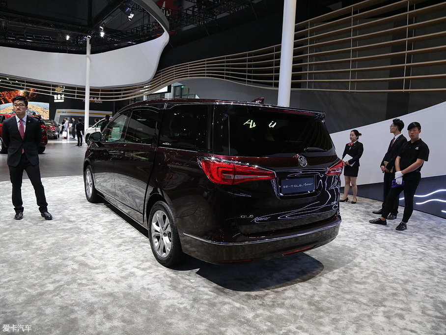 2017GL8 ES½ 