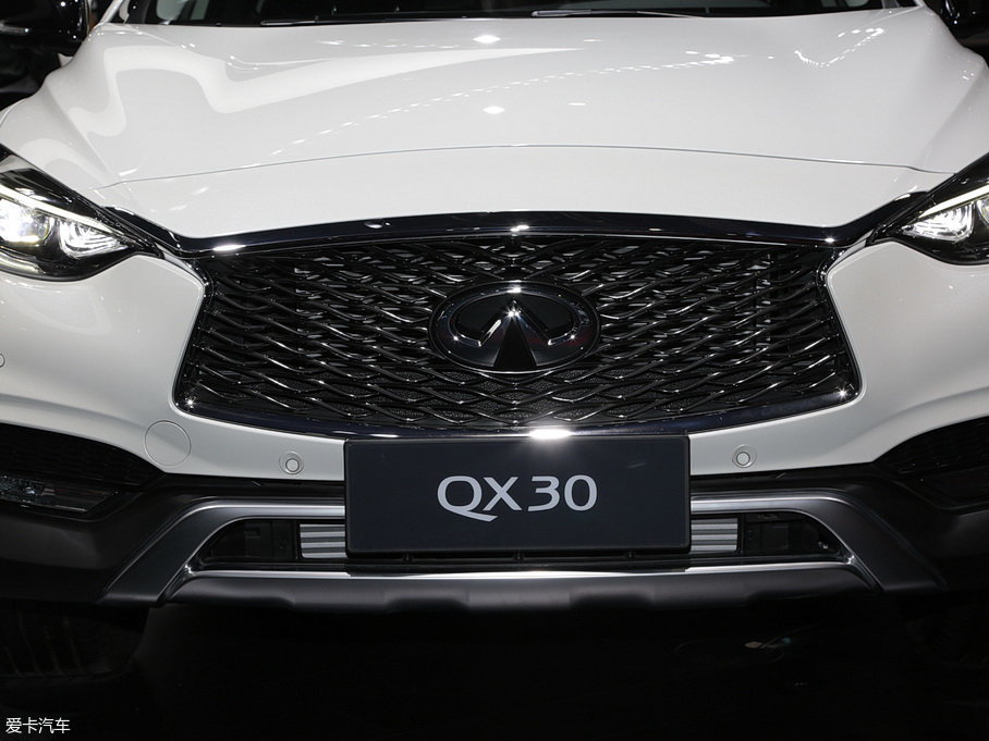 2017款英菲尼迪qx30