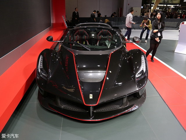 【图文】2017上海车展:法拉利laferrari aperta