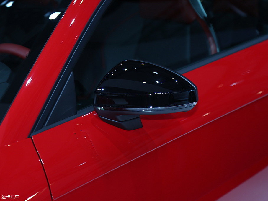 2017µTTS Coupe 
