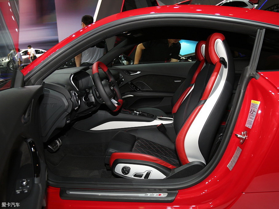2017µTTS Coupe 
