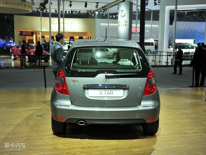 奔驰a160图片