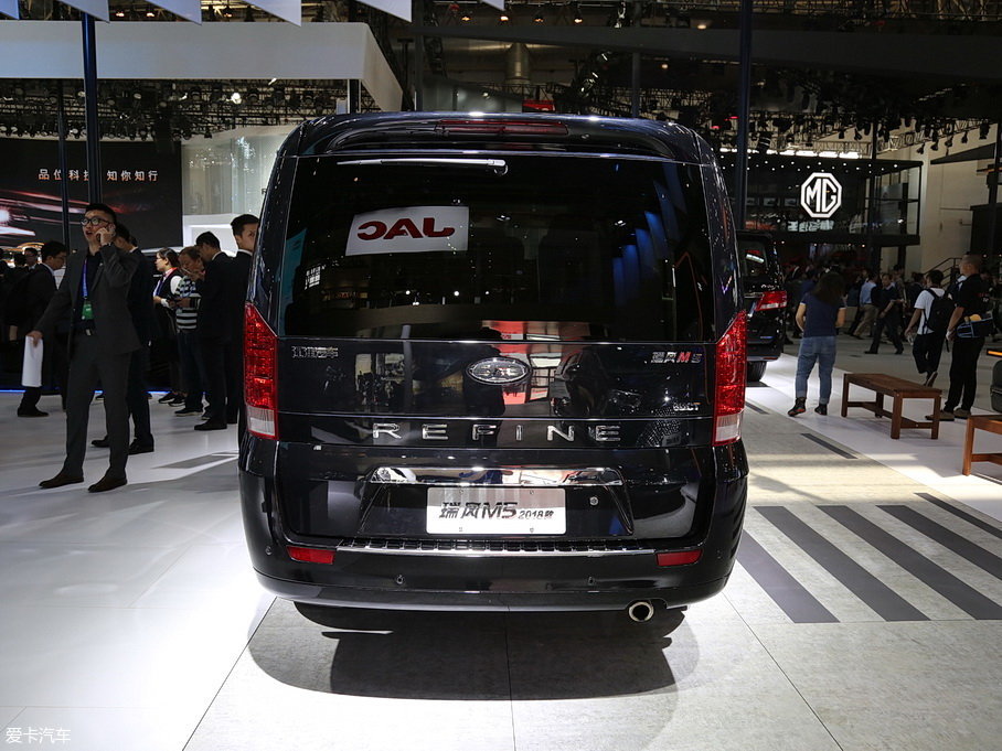 江淮汽车2018款瑞风M5