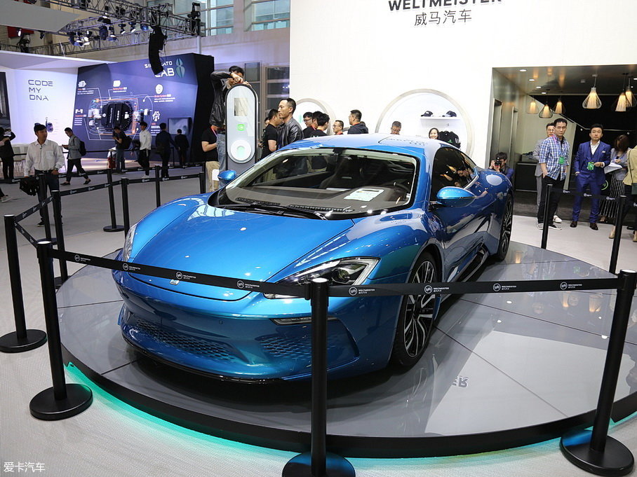 新车采用鸥翼门设计,跑车气息浓郁;威马isdera commendatore gt概念车