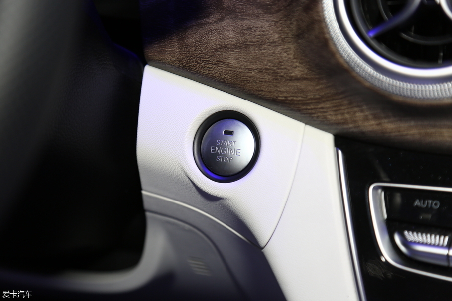 2018北京车展北汽新能源eu5静态评测