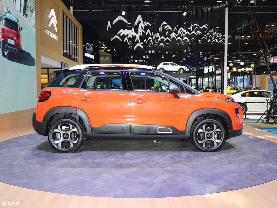 2018 C4 AIRCROSS 