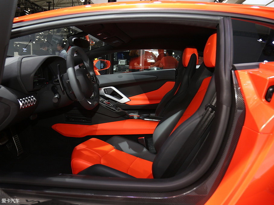 2019Aventador 