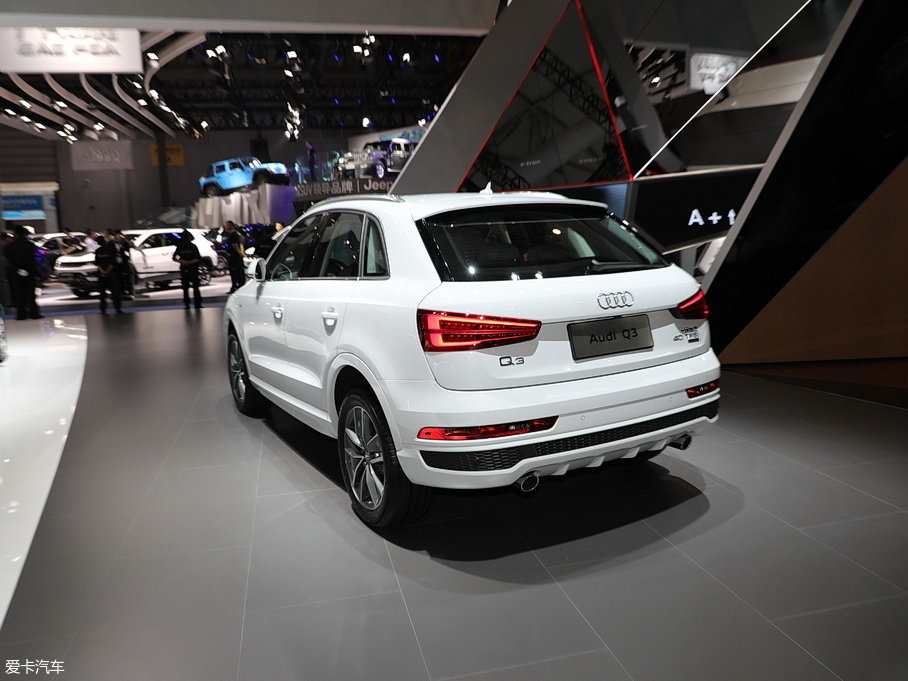 > 2018款奥迪q3