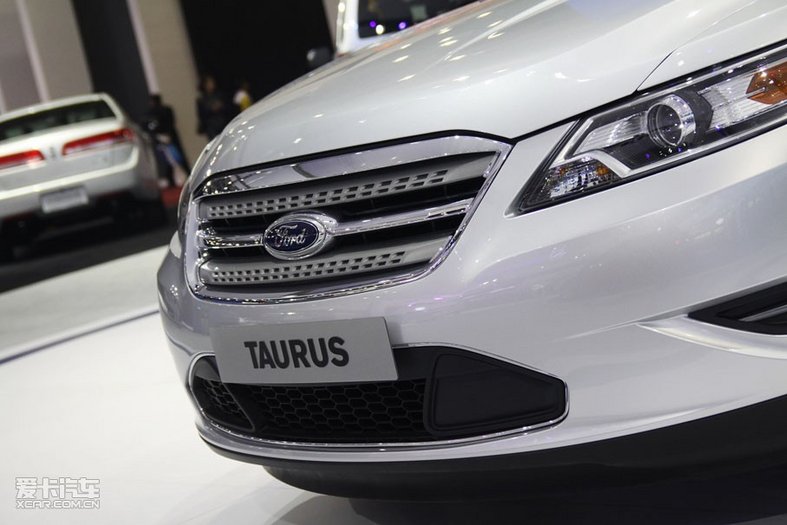 福特taurus图片