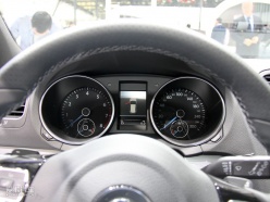  2011߶R