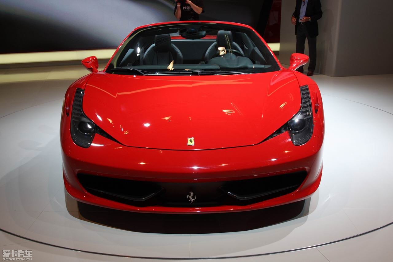 > 法拉利458 spider全球首发
