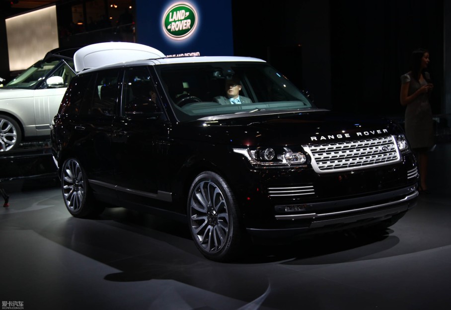 明年上市 新一代路虎揽胜巴黎车展发布