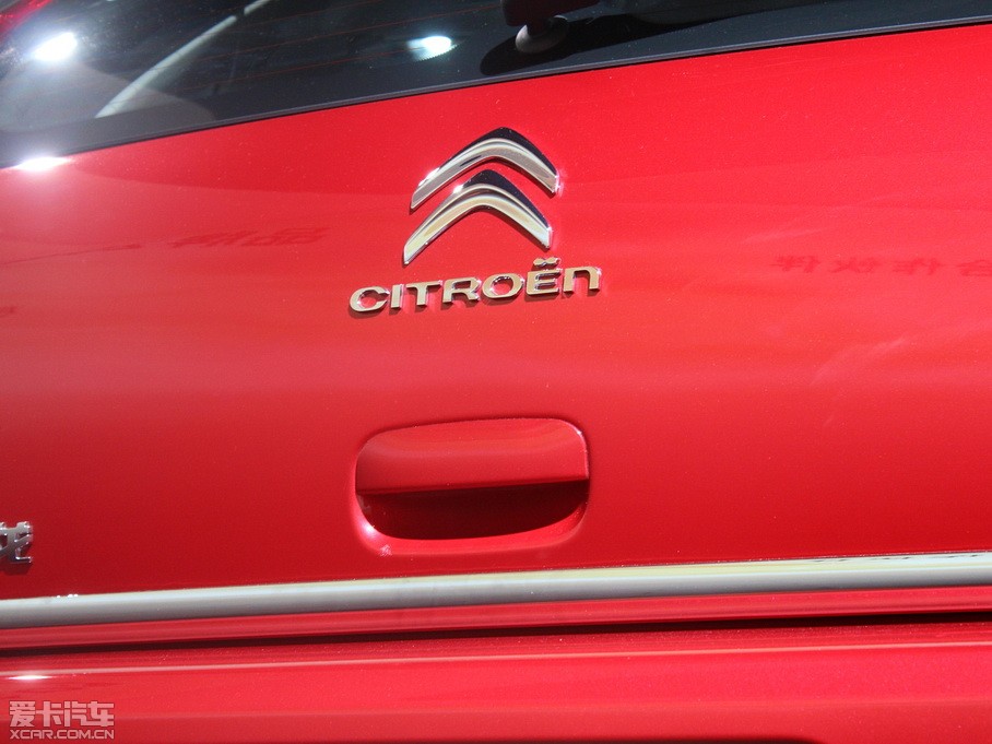 2013Cross 1.6L Զ