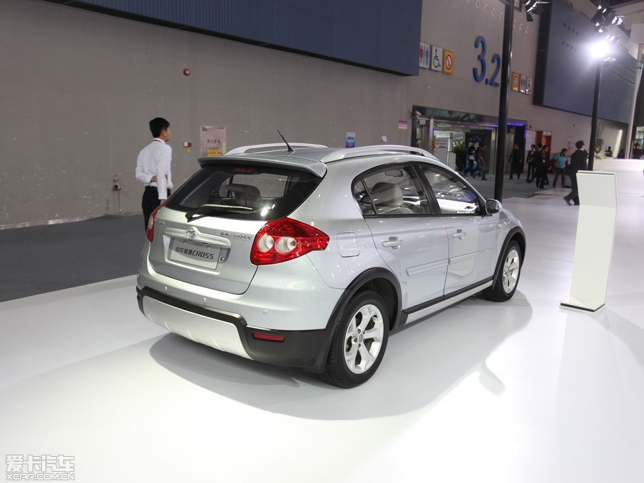 2010款中华骏捷cross-2012广州车展(16/21)