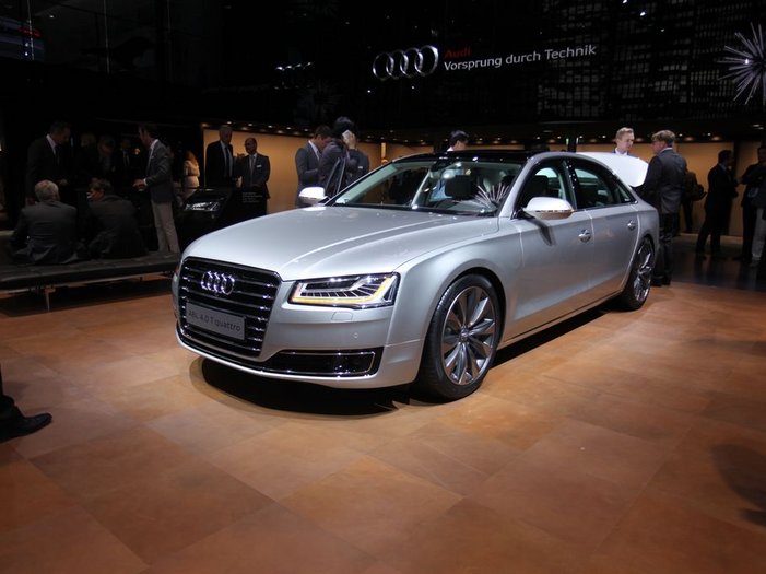 奥迪改款a8l/s8 (6/163)