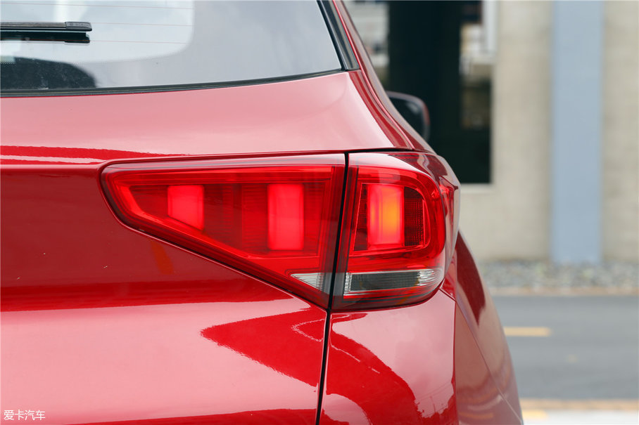 试驾奇瑞瑞虎7sport