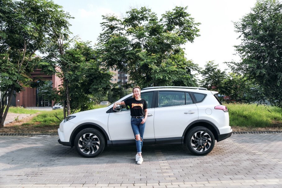 丰田rav4荣放帮她选