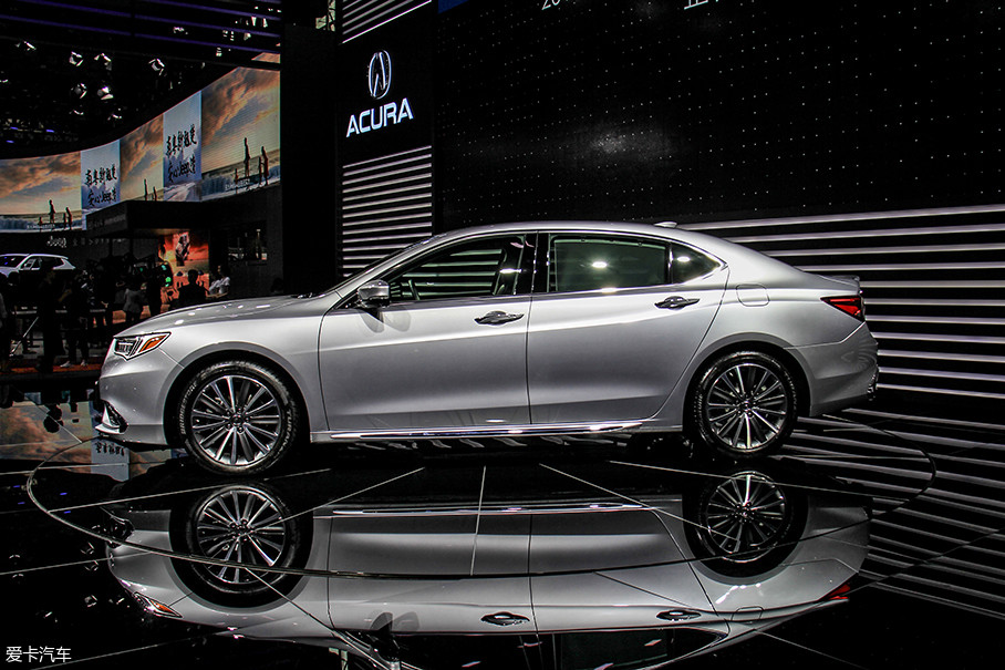 ӳ֮ALL NEW TLX-L˿ɶУΪӳԵ࣬βЩﱳƣCoupe֮ͬ