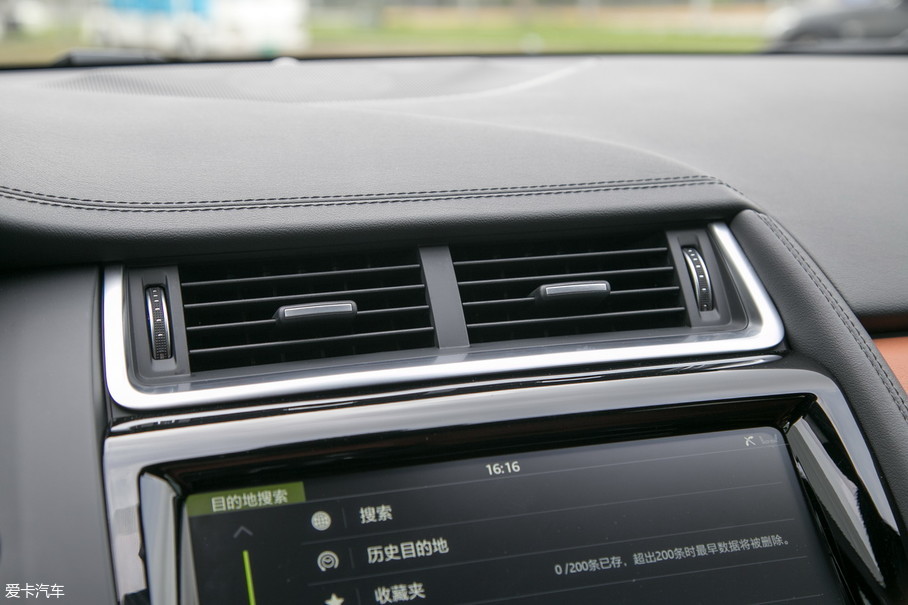 抢先测试捷豹E-PACE