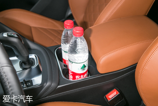 抢先测试捷豹E-PACE