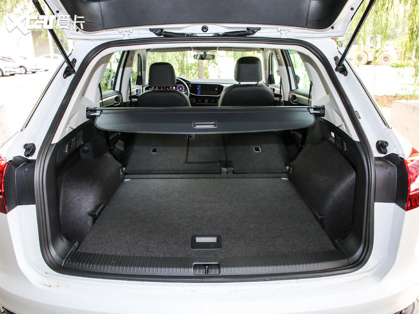 实拍大众探岳豪华型plus 持续细分市场:实拍一汽-大众探岳plus 空间及