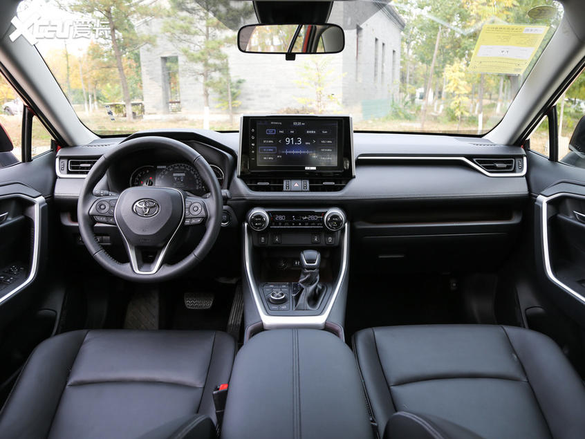 RAV4