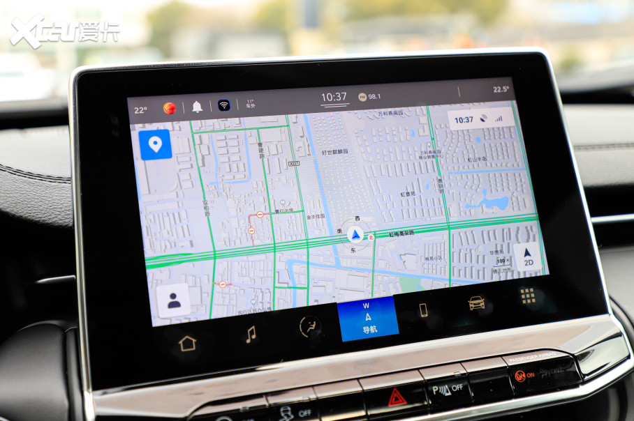 新的车机系统搭载了腾讯地图车机版,并且结合新指南者车型做出了适配