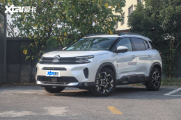 �з������Գ���  ʵ��23��ѩ��������