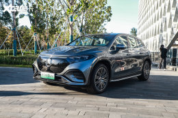 ���¶����������SUV ʵ�ı���EQS SUV