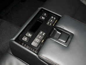 实拍全新皇冠2.0T