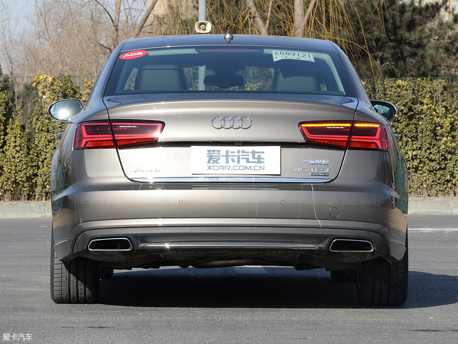 > 实拍奥迪新a6l 45tfsi