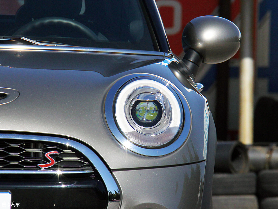 实拍MINI COOPER S CABRIO