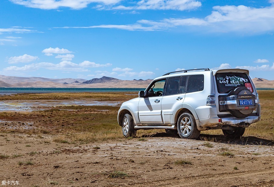 从沙子湖出来,我们也将继续前行,前往我们驻扎在那棱格勒河谷草原上的