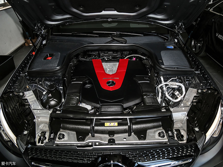 AMG GLC 43 Coupe3.0L V6˫ѹ270kW367PsֵŤ520Nm䱸AMG Performance 4MATICϵͳ