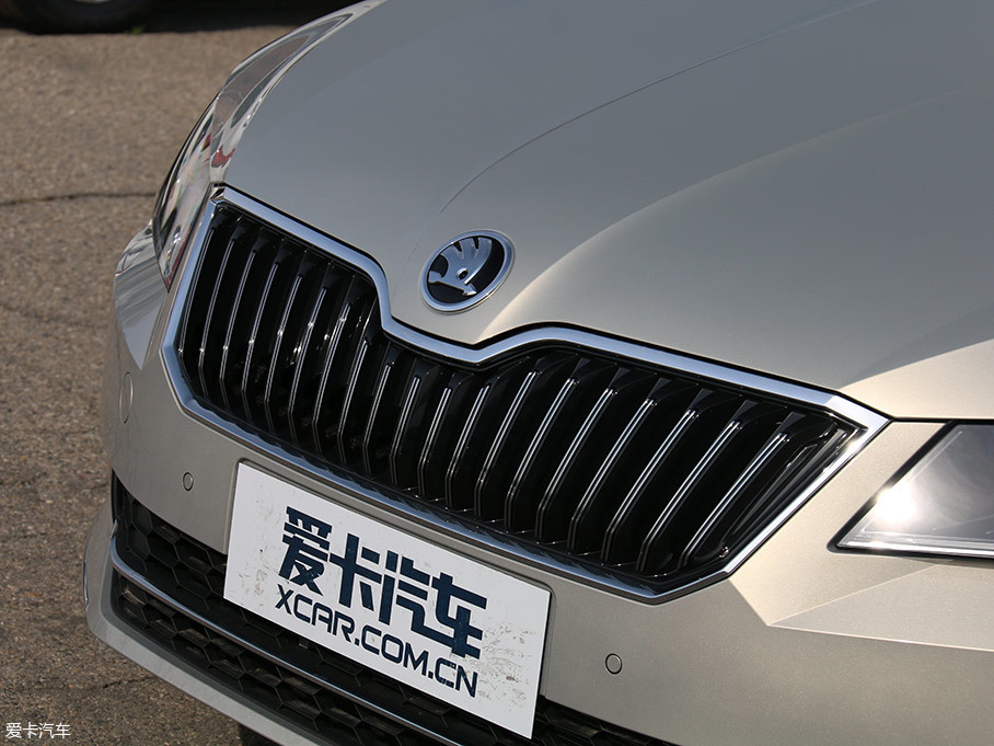实拍2018款斯柯达速派