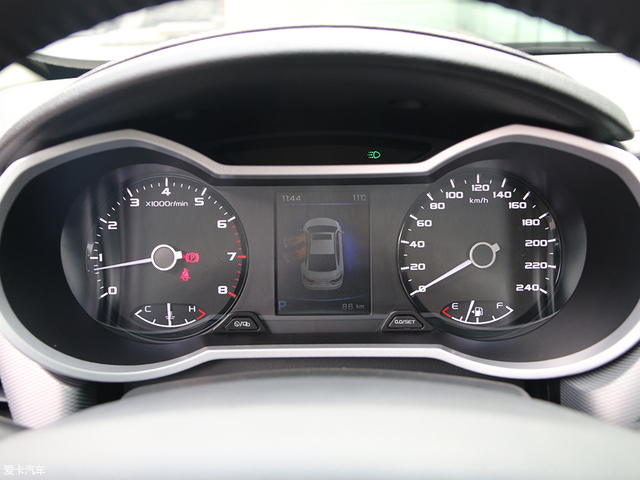 实拍2018款吉利帝豪gl