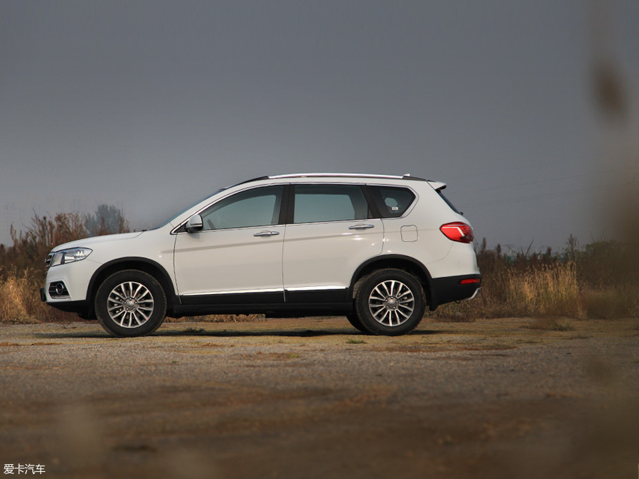 > 实拍18款哈弗h6运动版