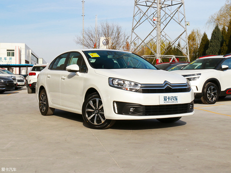 从外观上来看,2018款c4世嘉相比现款无明显变化,总体上保持了简洁且