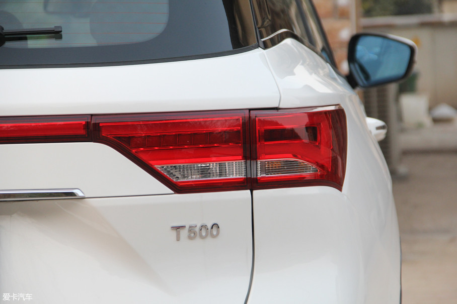 > 爱卡汽车实拍众泰t500