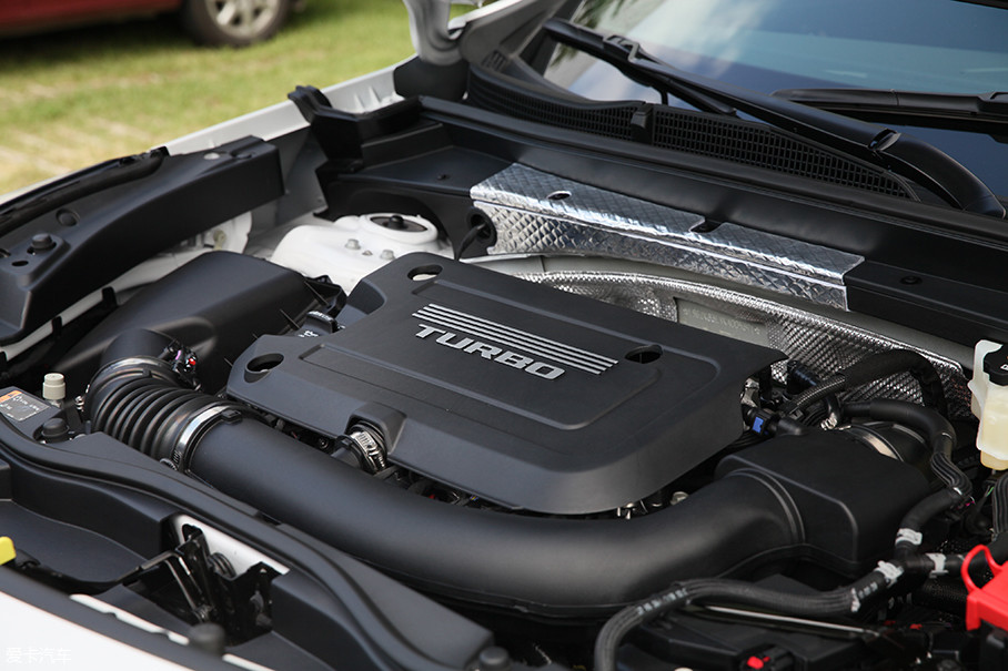 > 爱卡实拍凯迪拉克xt4