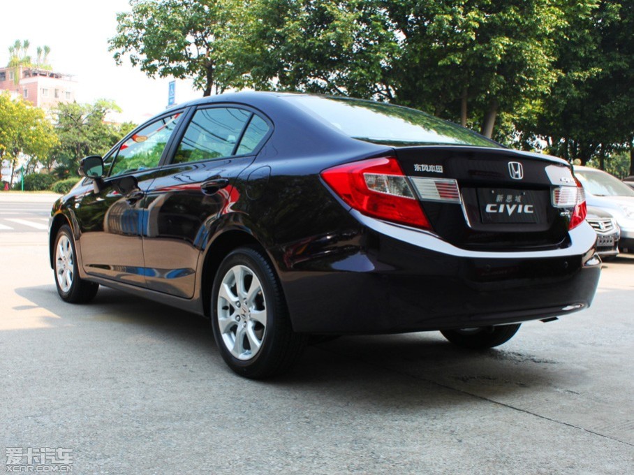 九代思域首推豪华自动版