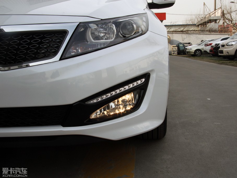 2012款起亚k52.0l gl 自动