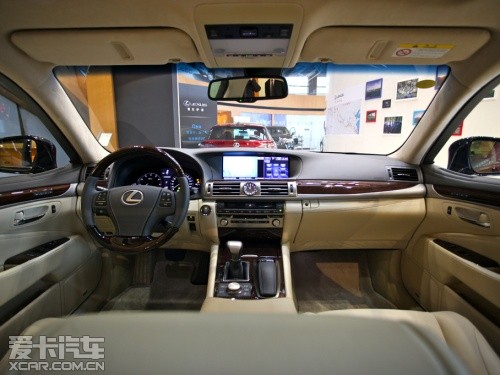 2013׿˹LS460L