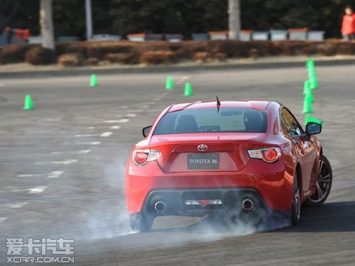 TOYOTA 86