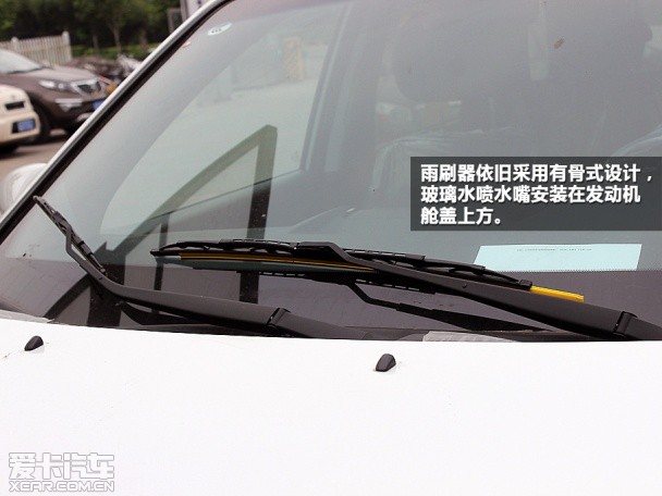 东风悦达起亚2013款狮跑